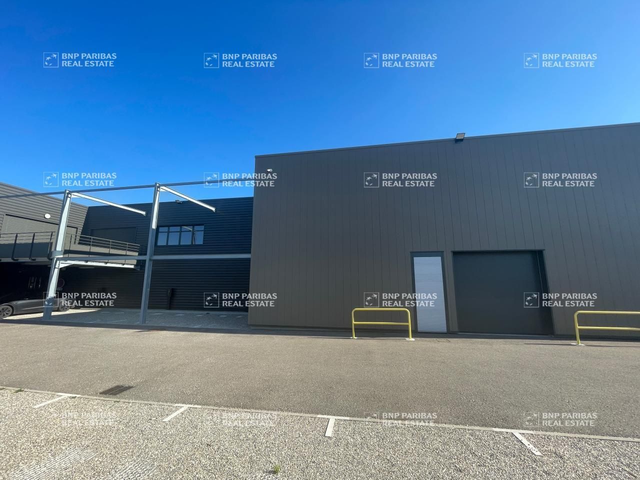 Location Activité 1032 m² non divisibles 69800 Saint-priest