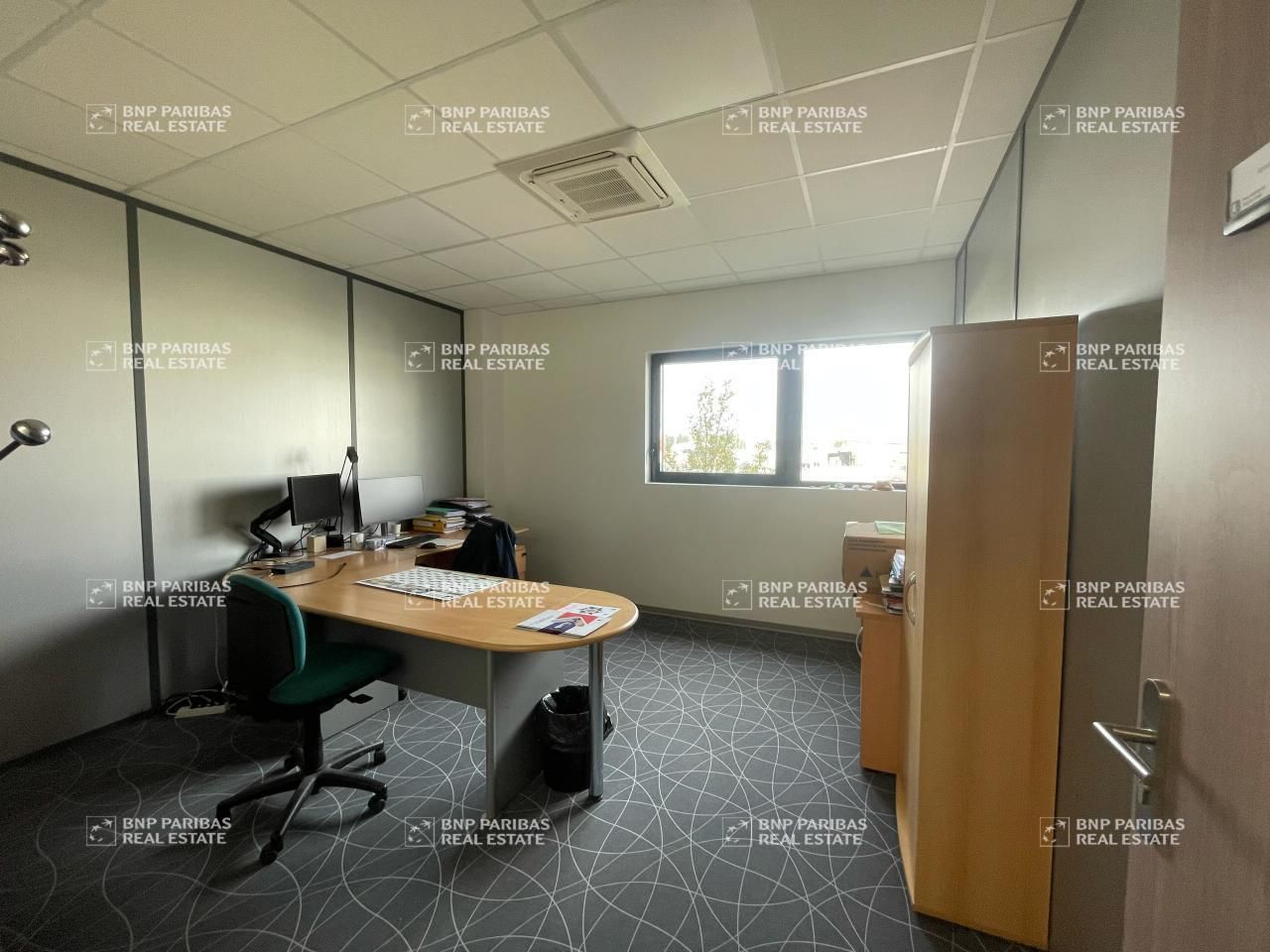 421 m² pour ce bureaux en location à Saint-jean-le-blanc