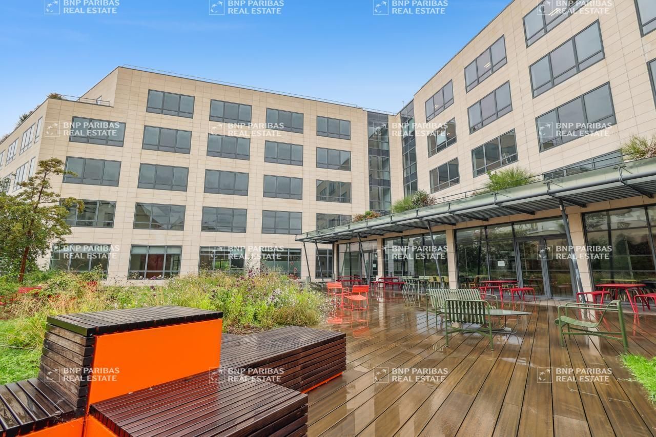 Location Bureaux 12447 m² divisibles 92240 Malakoff