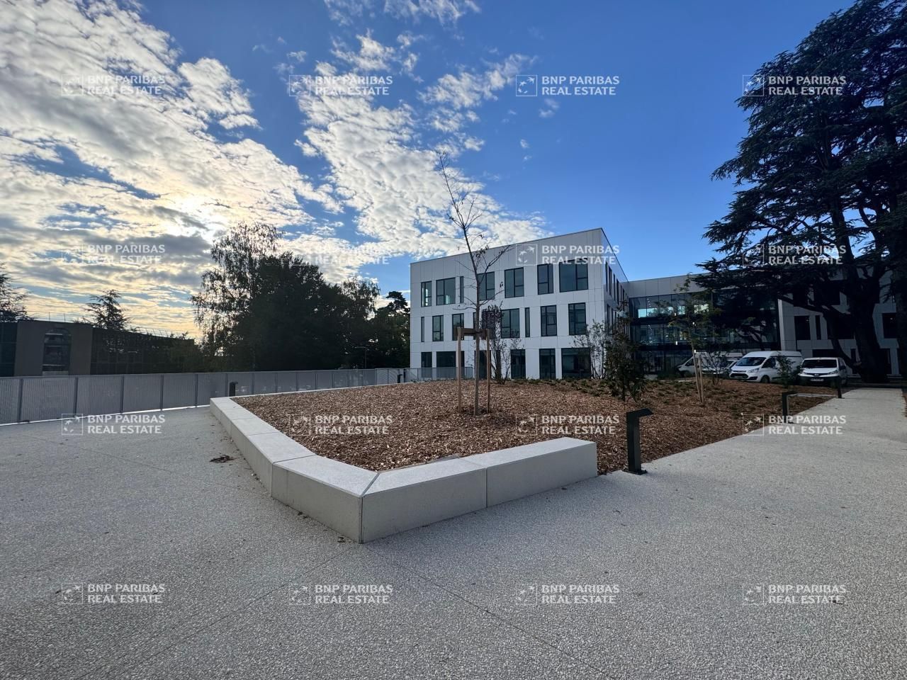 4747 m² pour ce bureaux en location à Limonest