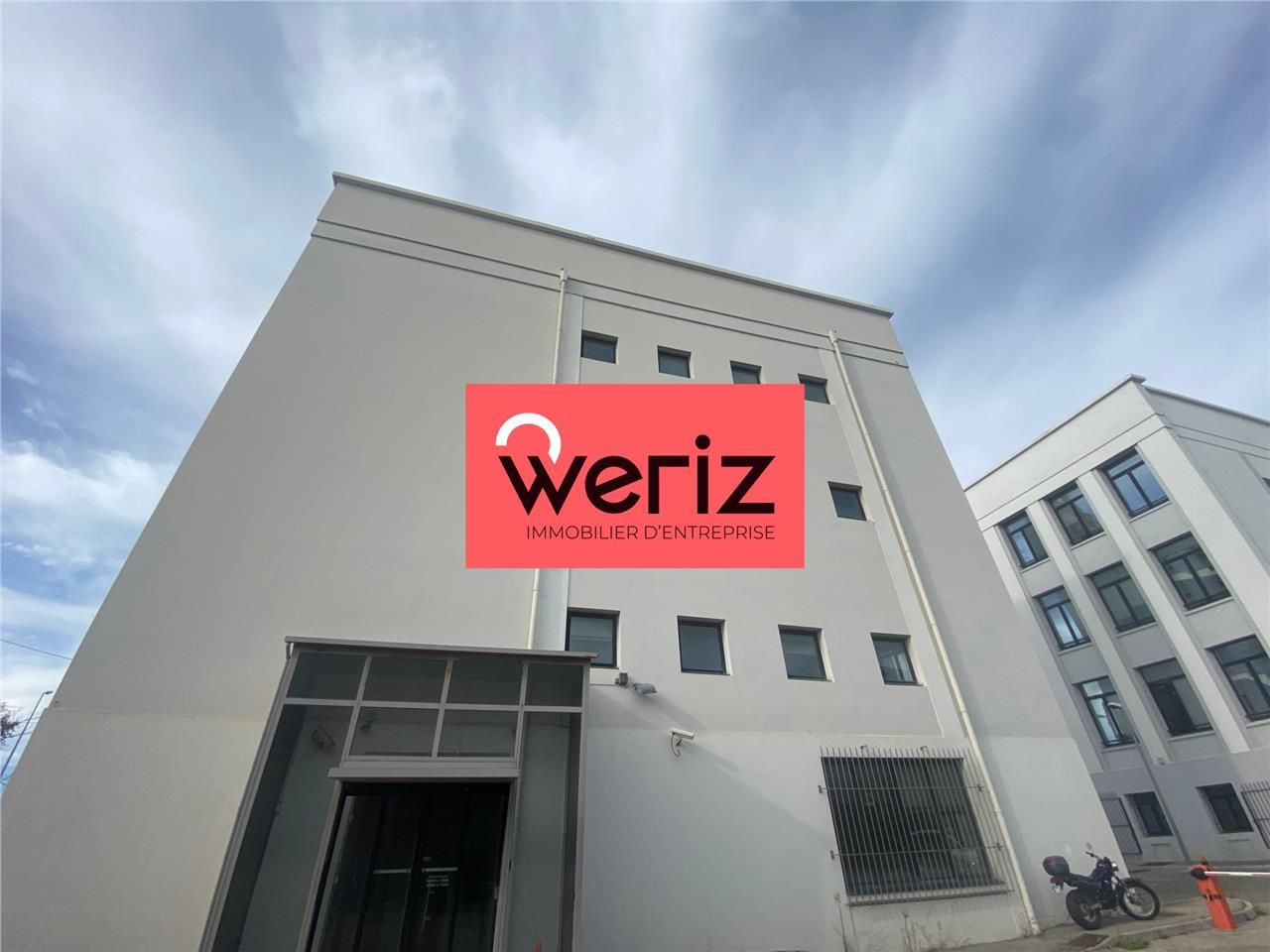 WERIZ, vous propose une surface de bureaux de 1 0