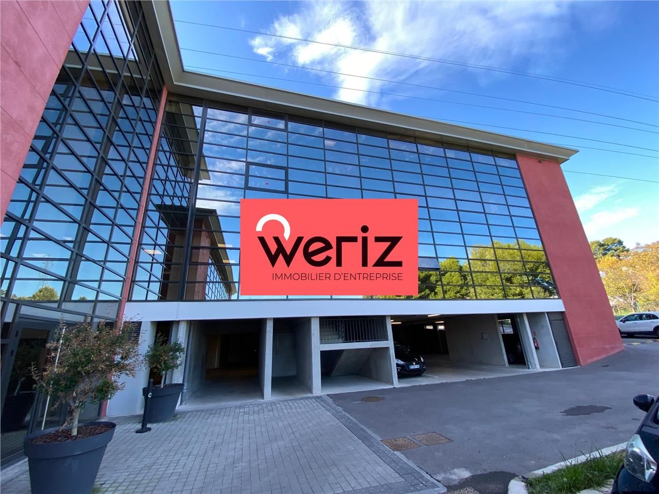 Bureaux lumineux de 30 m² non divisibles disponib