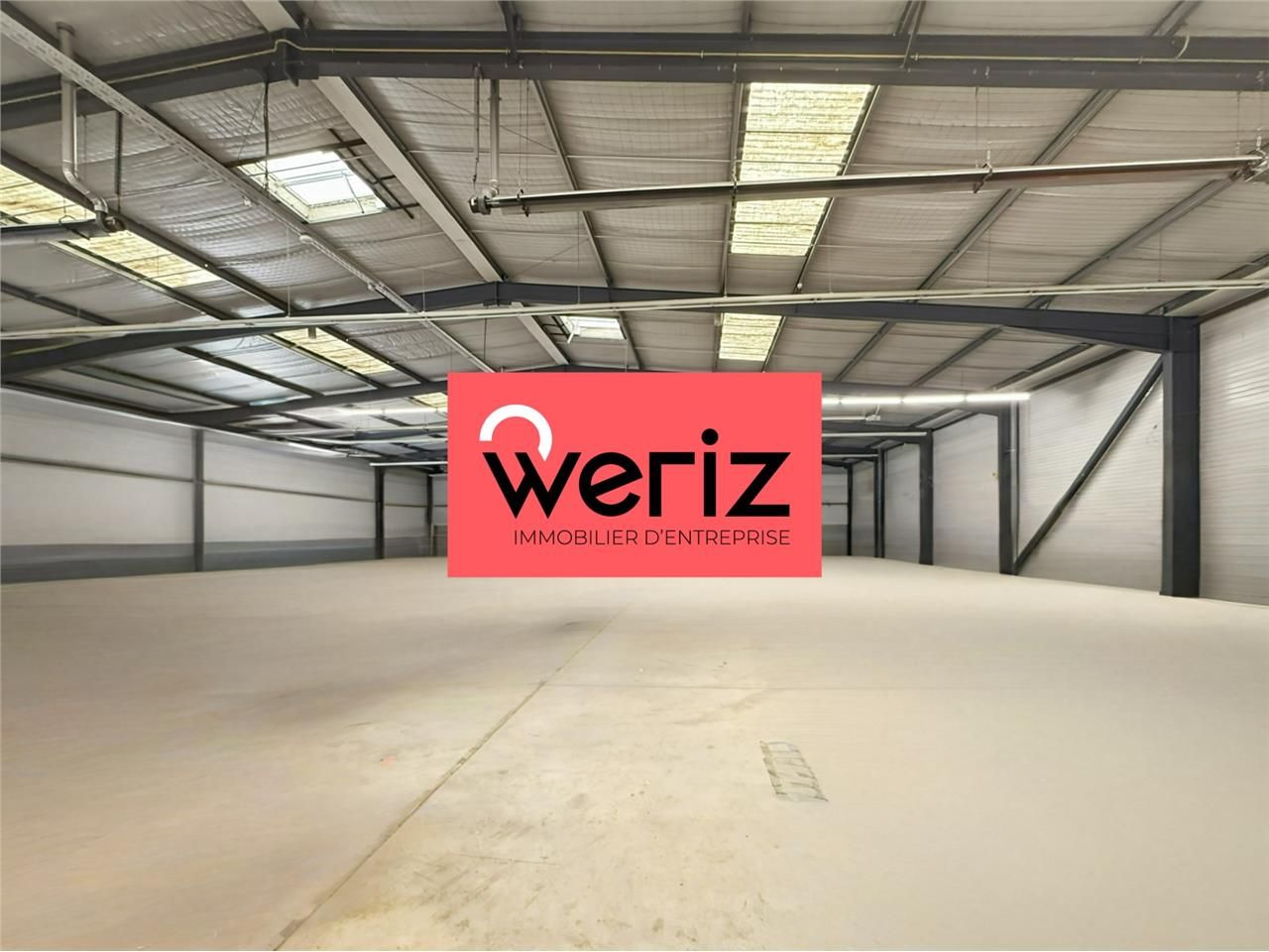 Situé sur un axe passant de la zone d'Aix les Mil