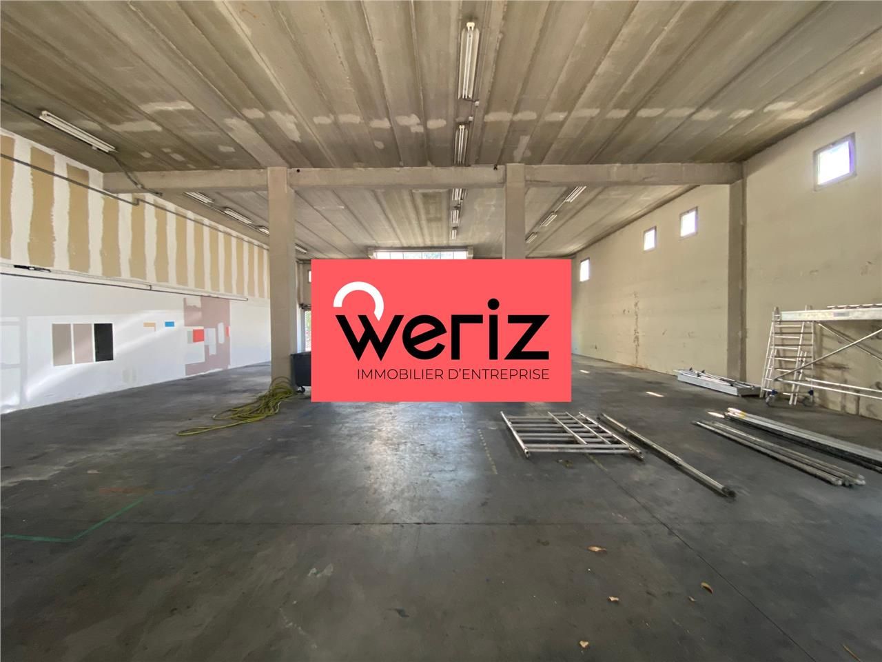 WERIZ vous propose à la location un local de 900