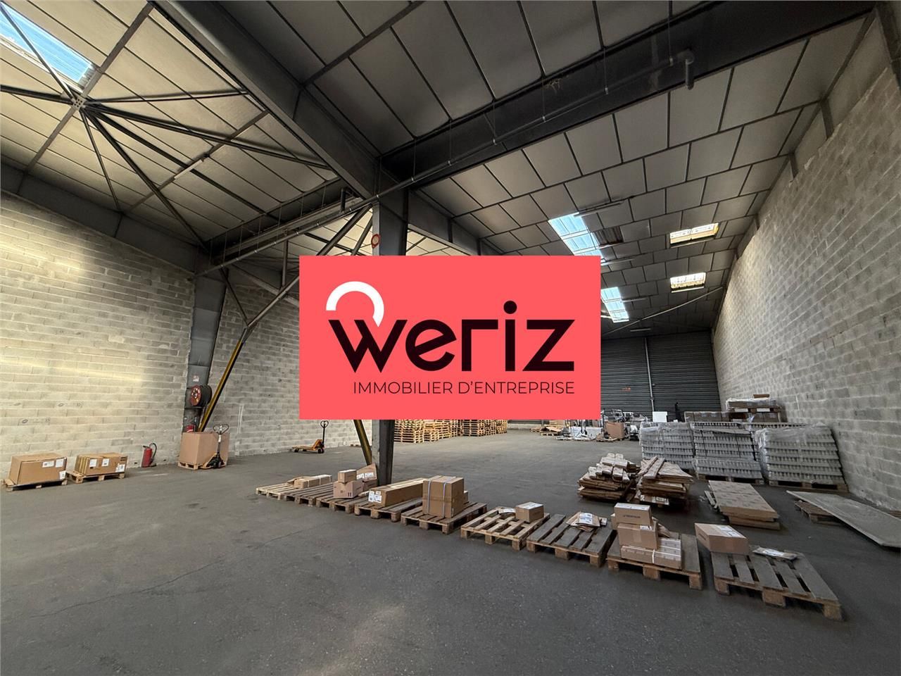 Idéalement situé ans un ensemble immobilier dans 