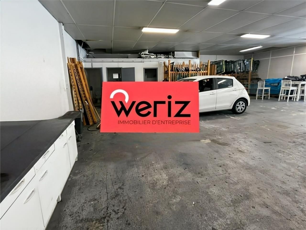 Situé dans la zone de Gémenos sur un site fermé, 