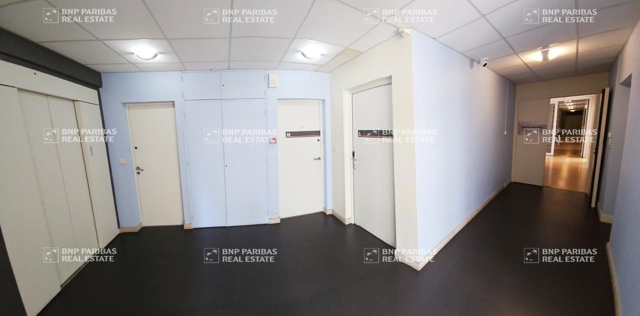 267.81 m² pour ce bureaux en vente à Orleans