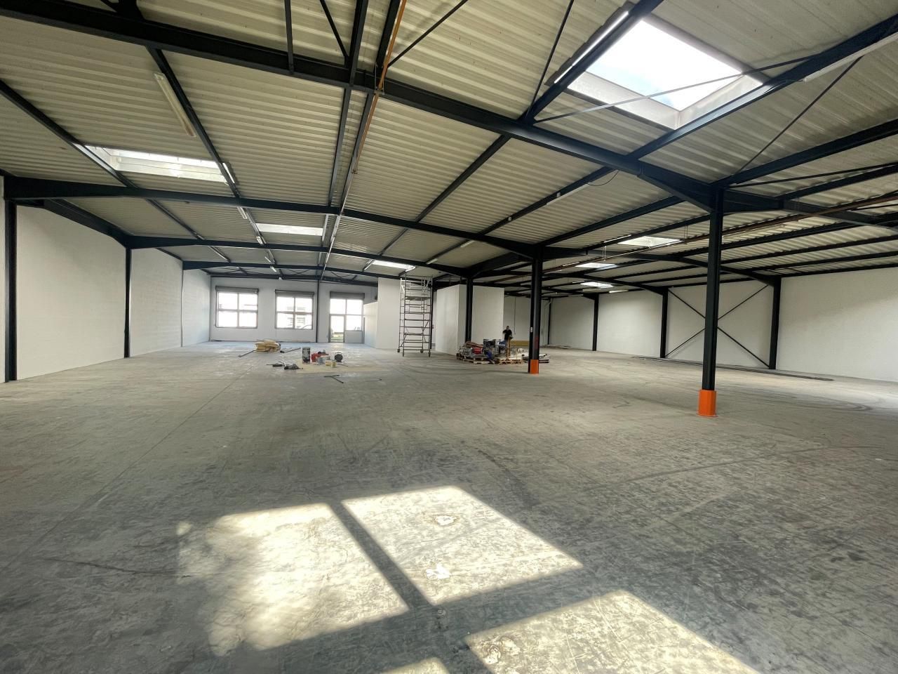 Location PME-PMI 892 m² non divisibles 94200 Ivry-sur-seine