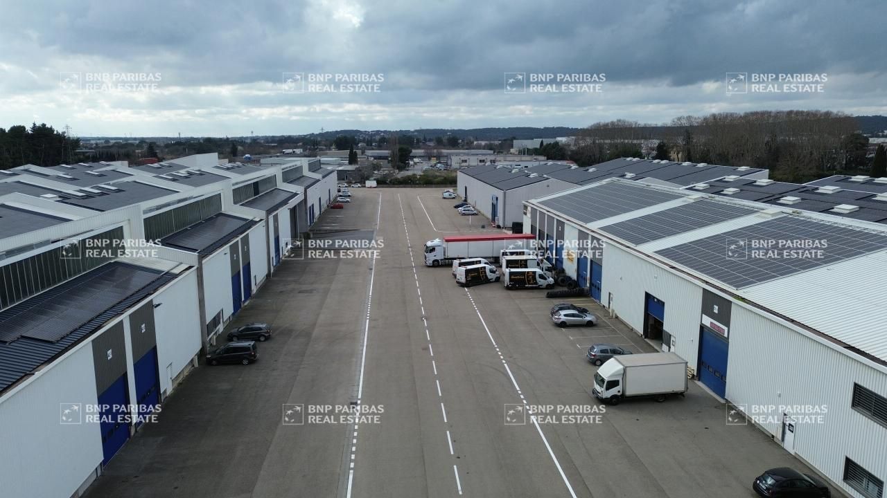 Location Mixtes 14143 m² divisibles 30900 Nîmes