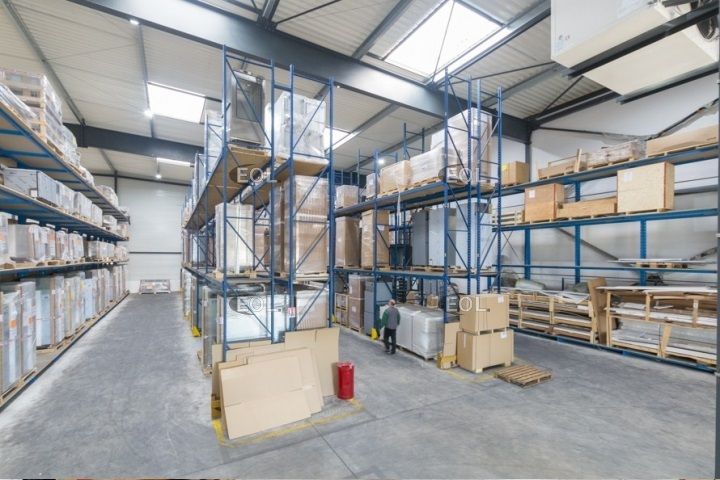 A VENDRE : Locaux d'activités neufs