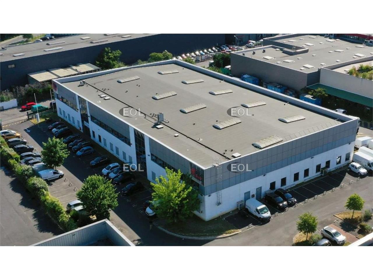 Location Local d'activités 3254 m² non divisibles
