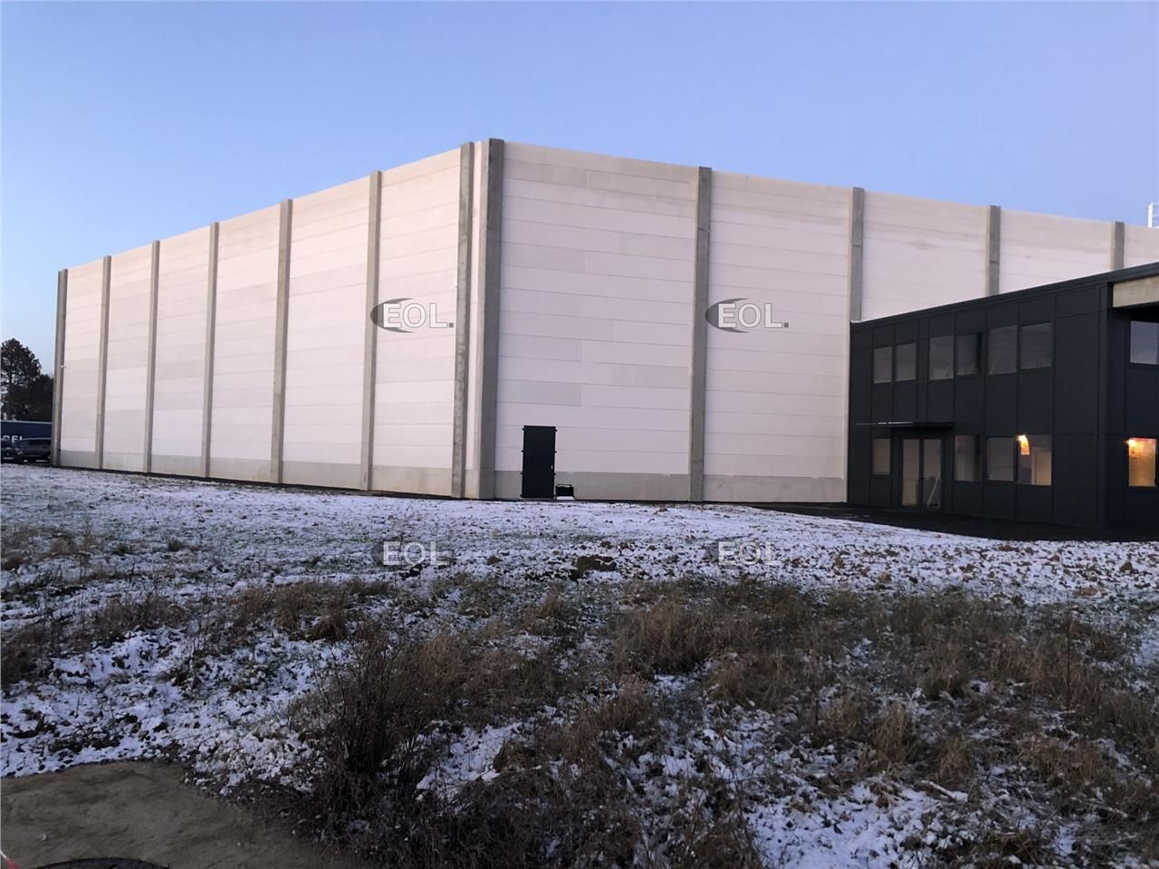 Location Local d'activités 2728 m² non divisibles