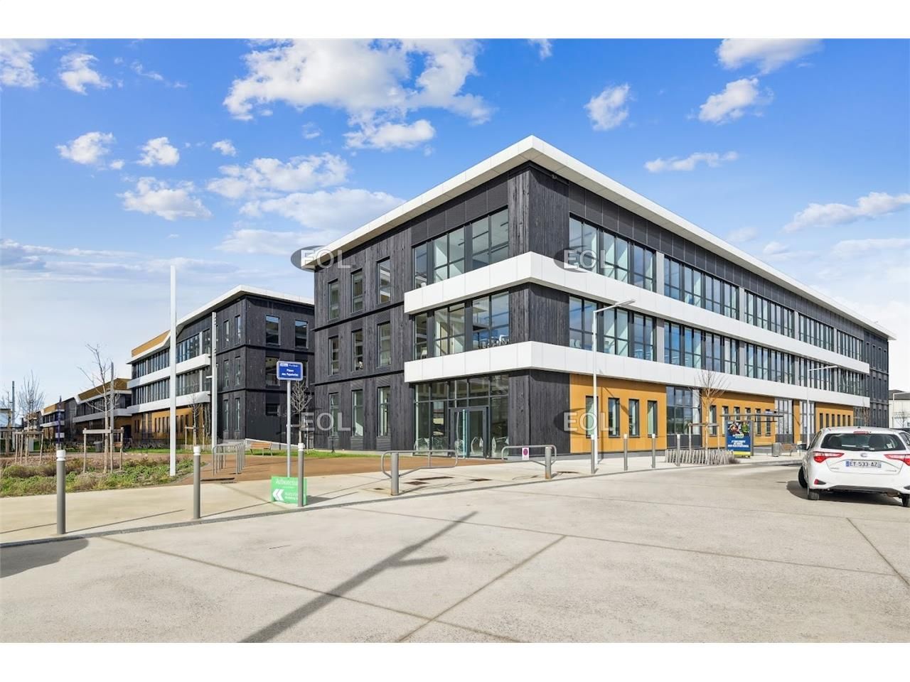 Location Local d'activités 2043 m² divisibles à partir de 954 m²