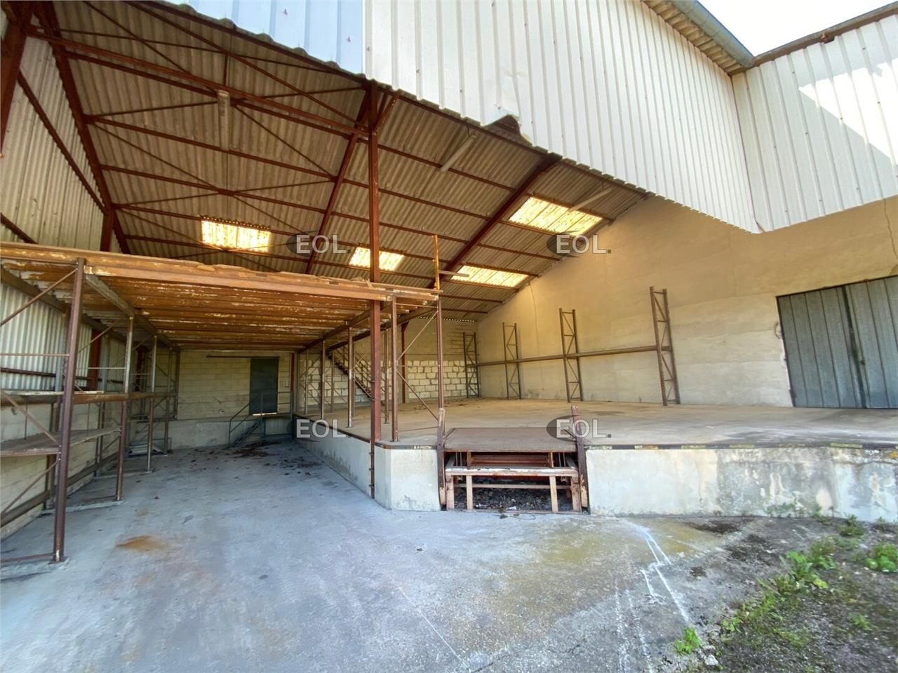 A louer, à la frontière du 77 et du 89