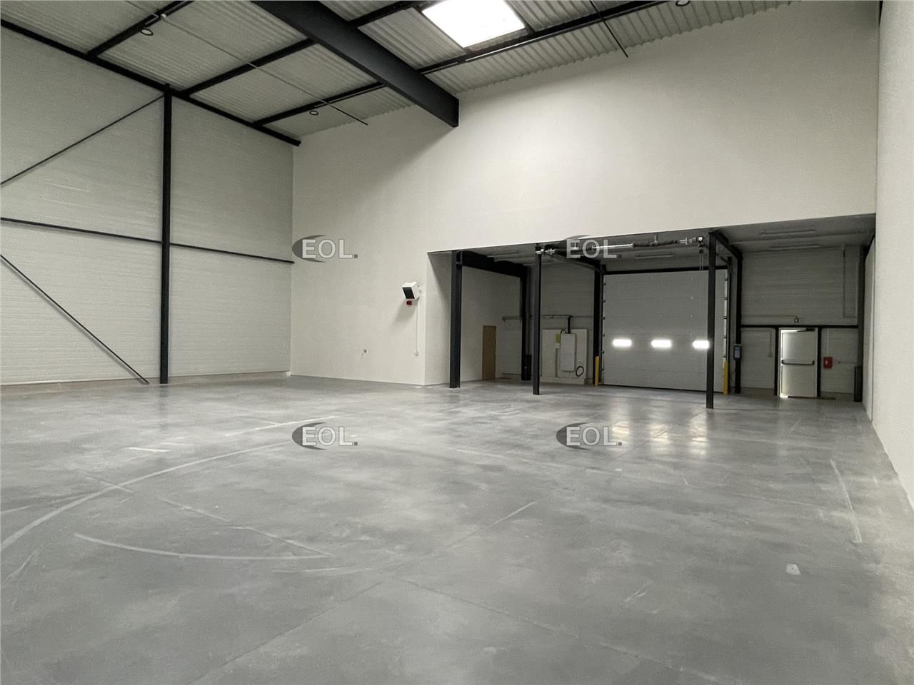 A LOUER : Locaux d'activités neufs à partir de 304 m² - Osny (95)