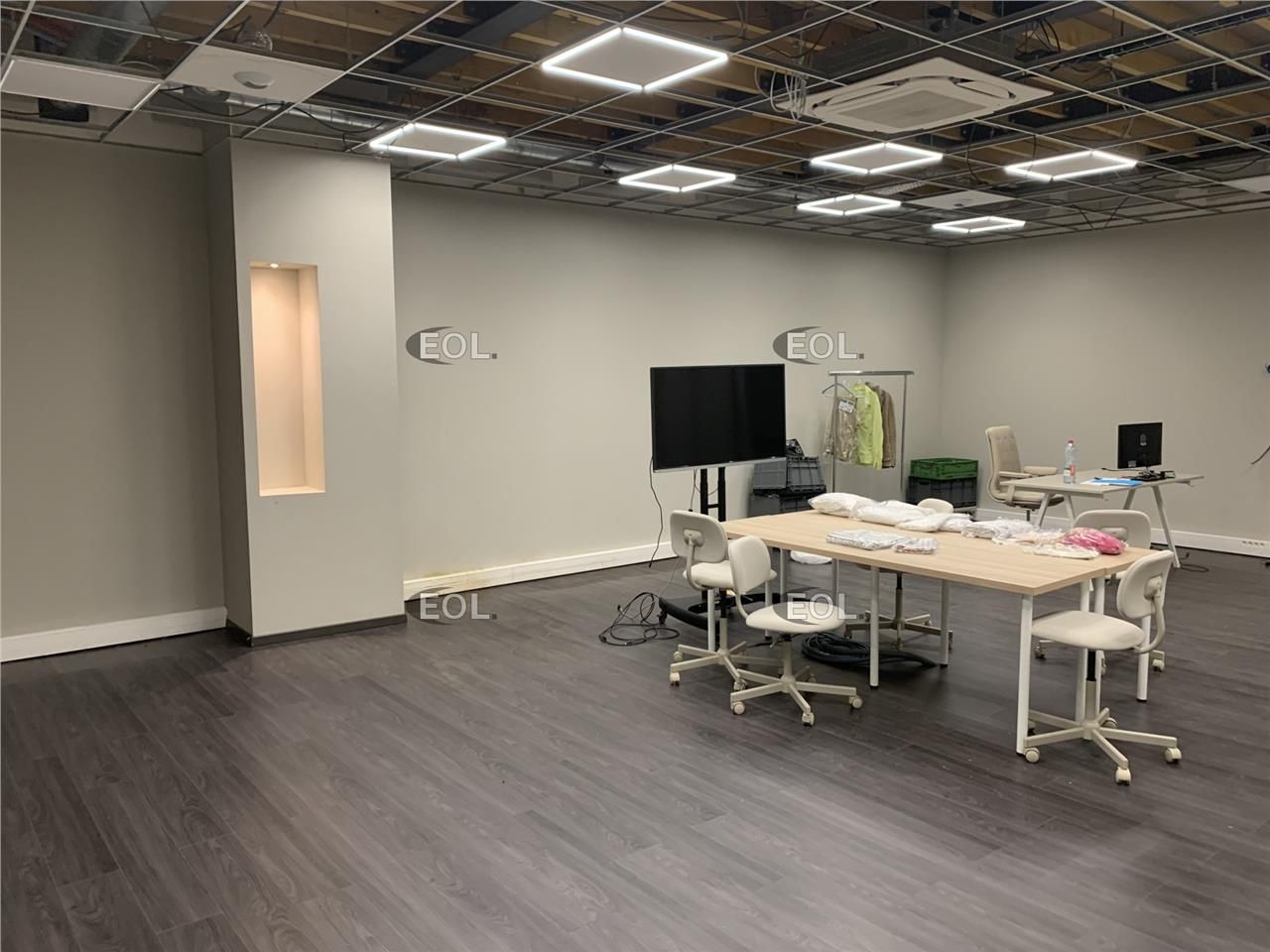 A LOUER : Bâtiment indépendant de 3 500m² à Saint Ouen l'Aumône