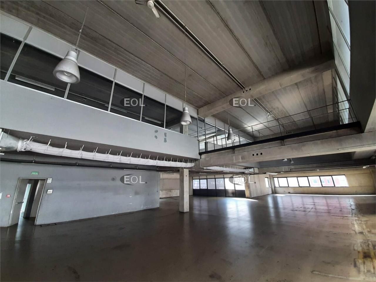 Location Local d'activités 12333 m² divisibles à partir de 697 m²