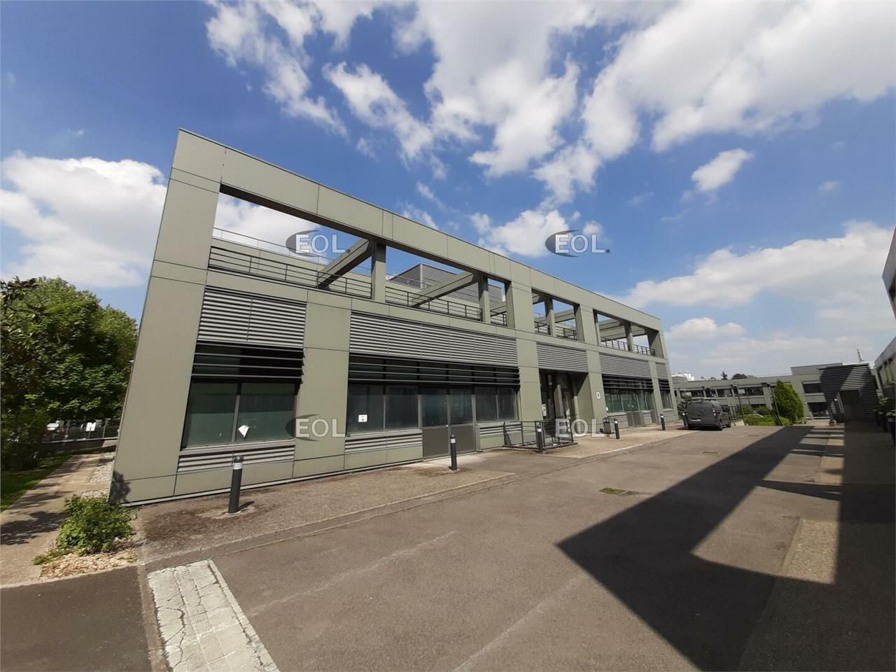 Location Bureaux 297 m² non divisibles