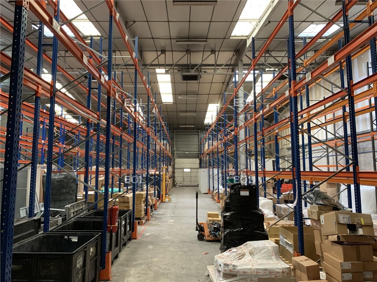 Location Local d'activités 1836 m² non divisibles