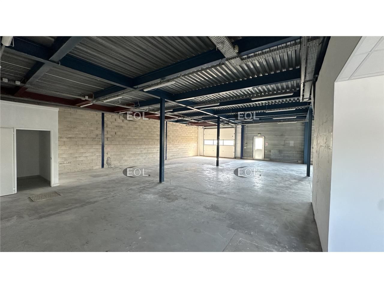 Location Local d'activités 452 m² non divisibles