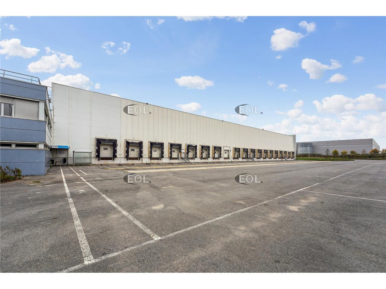 A LOUER EN EXCLUSIVITÉ - Messagerie de 7 986 m² à St-Ouen-l'Aumône (95)