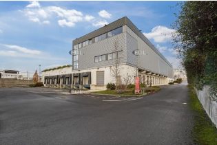 A louer immeuble de LOGISTIQUE URBAINE de 3 690 m² à Saint-Denis (93)