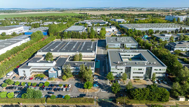 A LOUER - Surface mixte d'activités/bureaux d'environ 3 685 m²