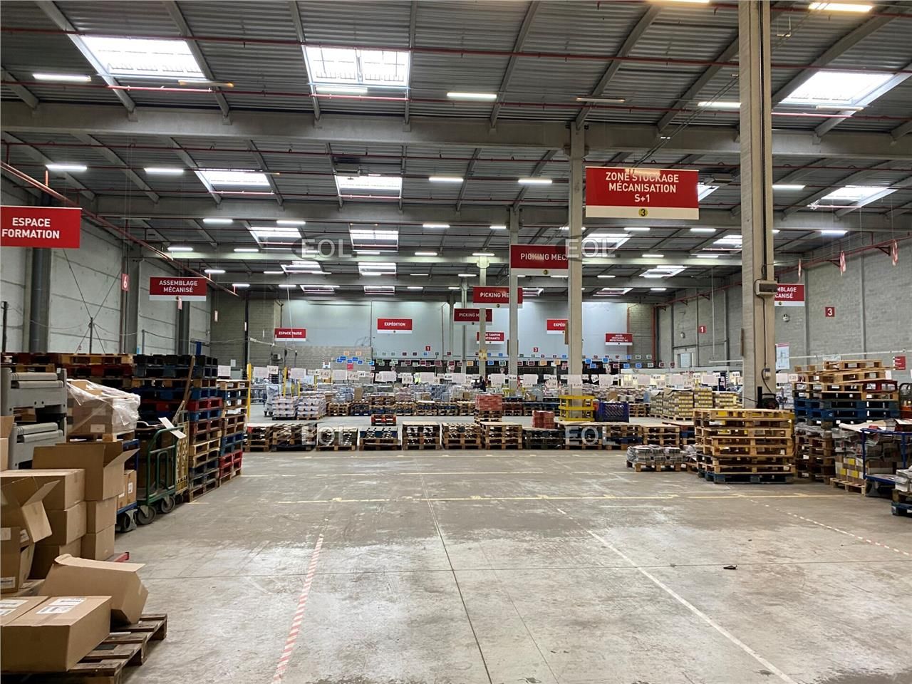Location Entrepôt 9267 m² divisibles à partir de 4321 m²