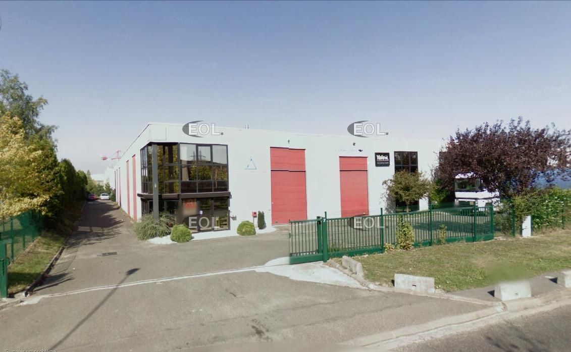 Location Entrepôt 378 m² non divisibles