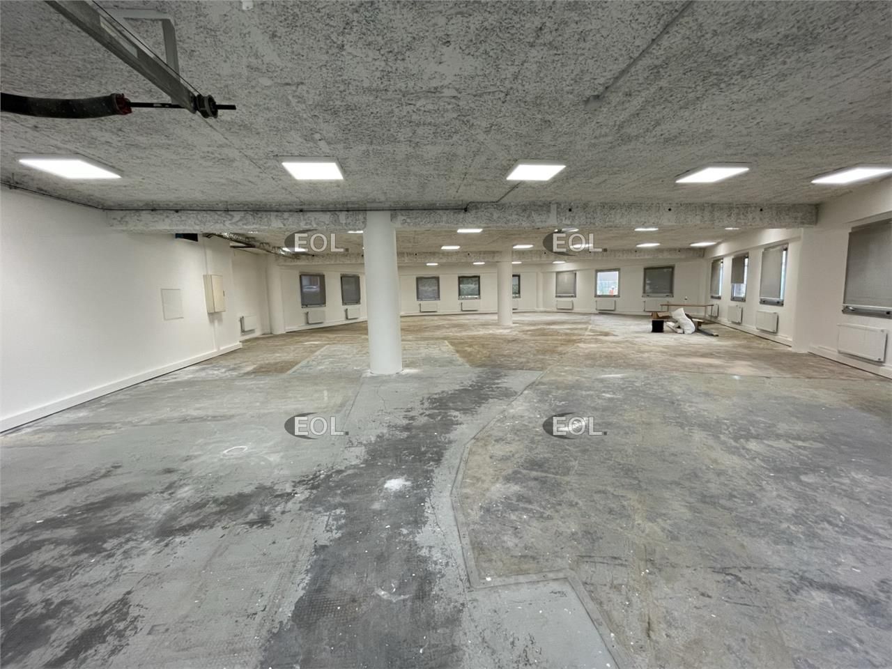 A LOUER : Local d'activités de 372 m²