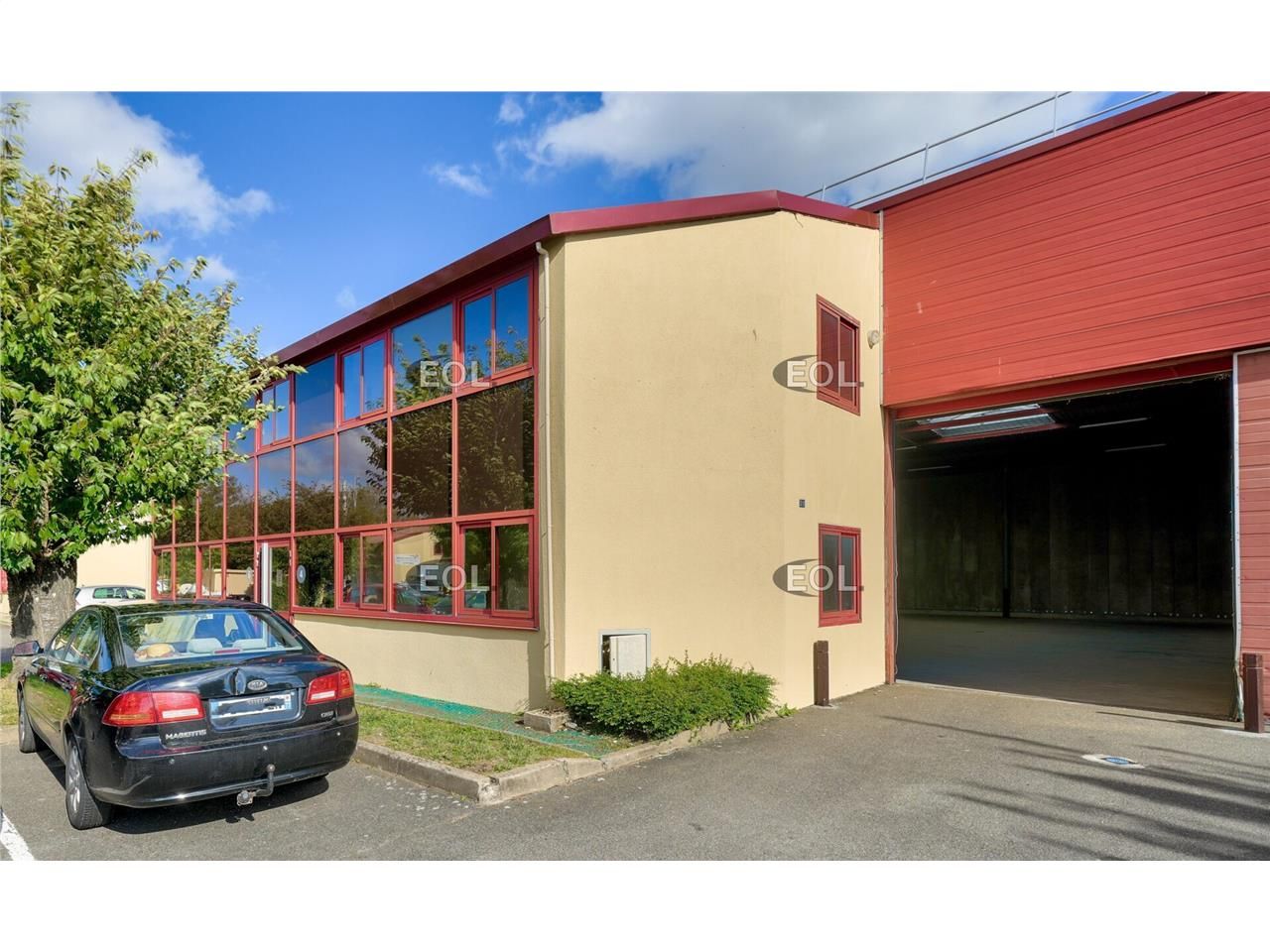 Local d'activités de 380 m² à Bondoufle (91)