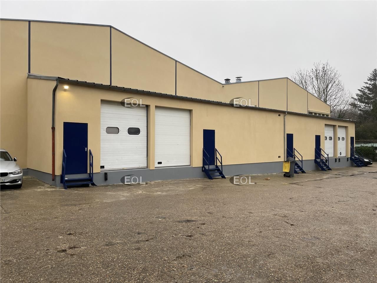 Location Local d'activités 248 m² non divisibles