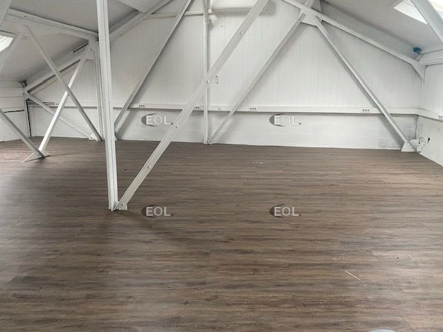 Vente Local d'activités 870 m² non divisibles