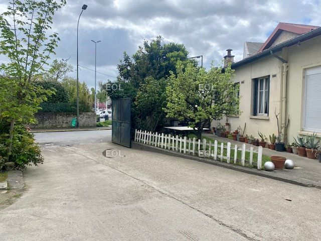 Local d'activité à louer à Corbeil Essonnes (91)