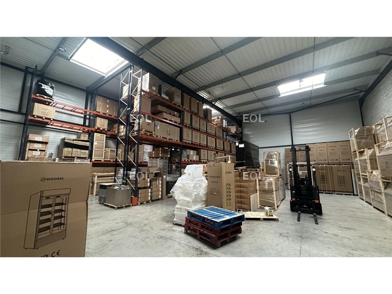 Location Local d'activités 699 m² non divisibles