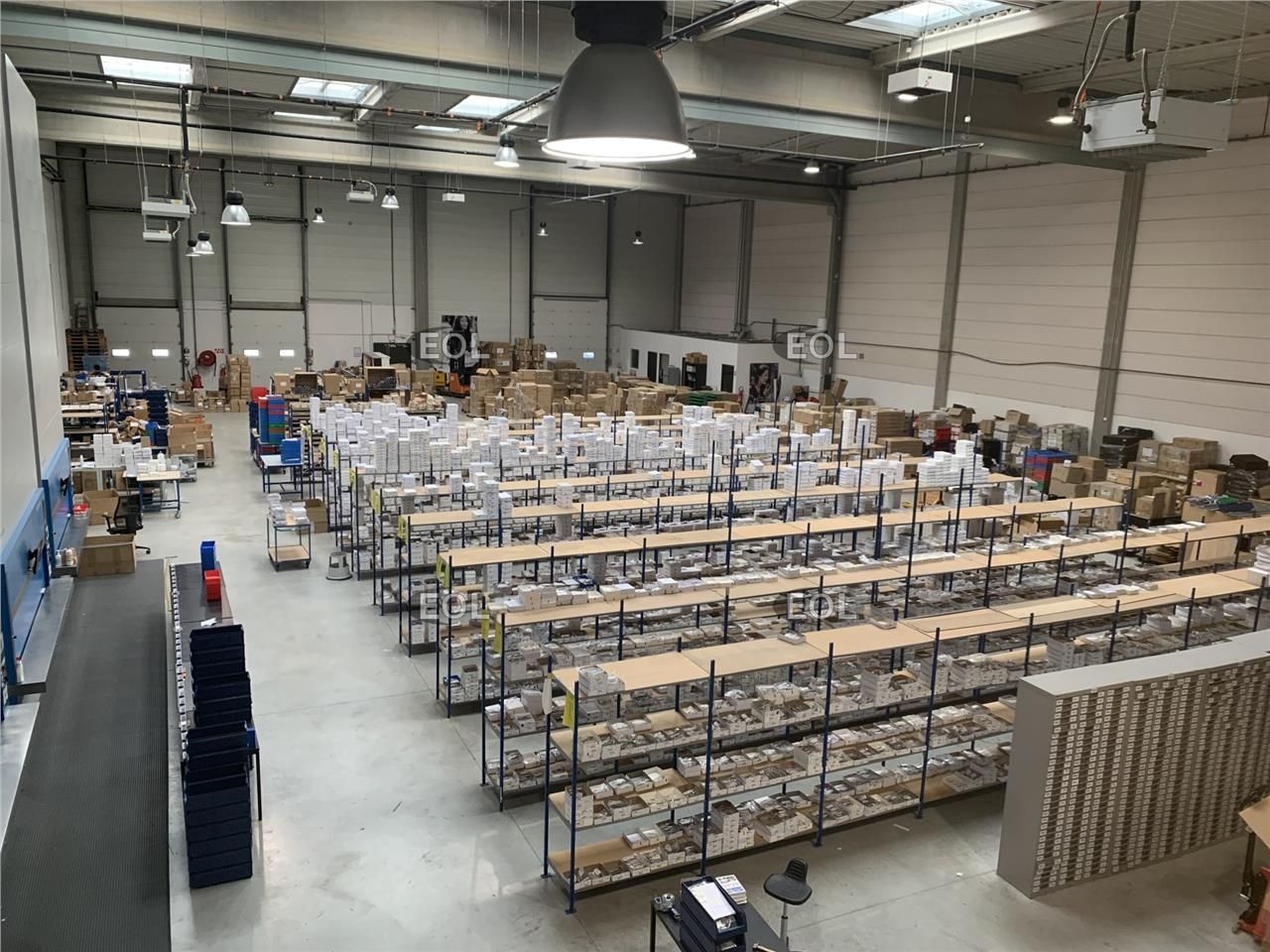 A LOUER : Entrepôt/bureaux de 2 312 m² - Villeneuve la Garenne