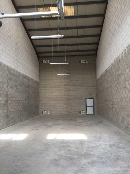 Local d'activité de 132 m² à vendre - Brie-Comte-Robert (77)