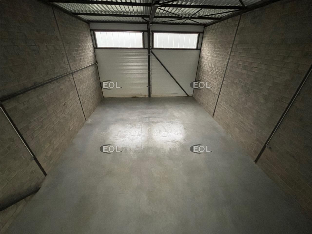 Locaux d'activités et bureaux à Marcoussis (91)