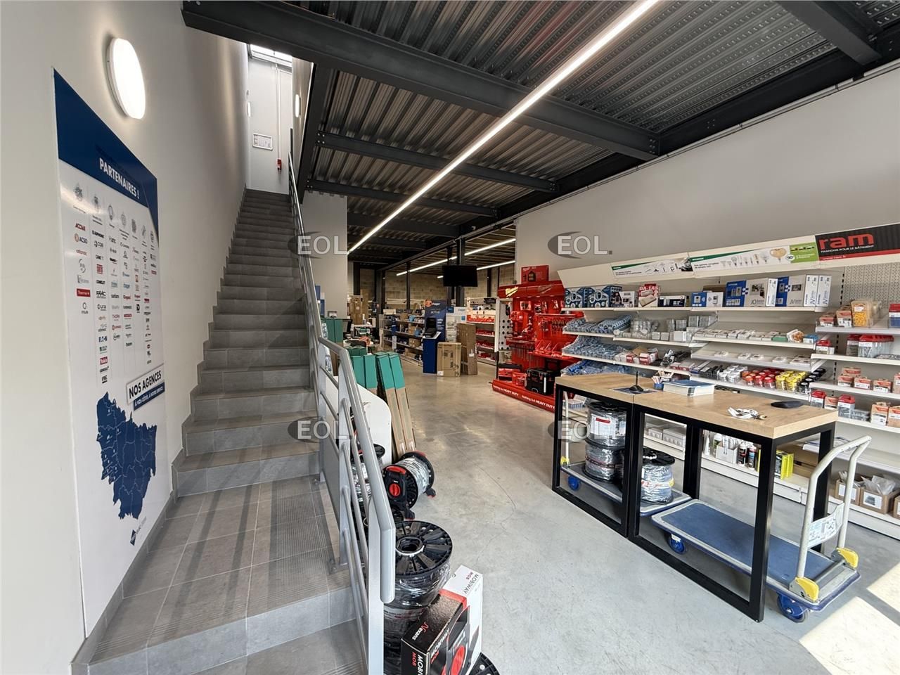 Vente Local d'activités 277 m² non divisibles