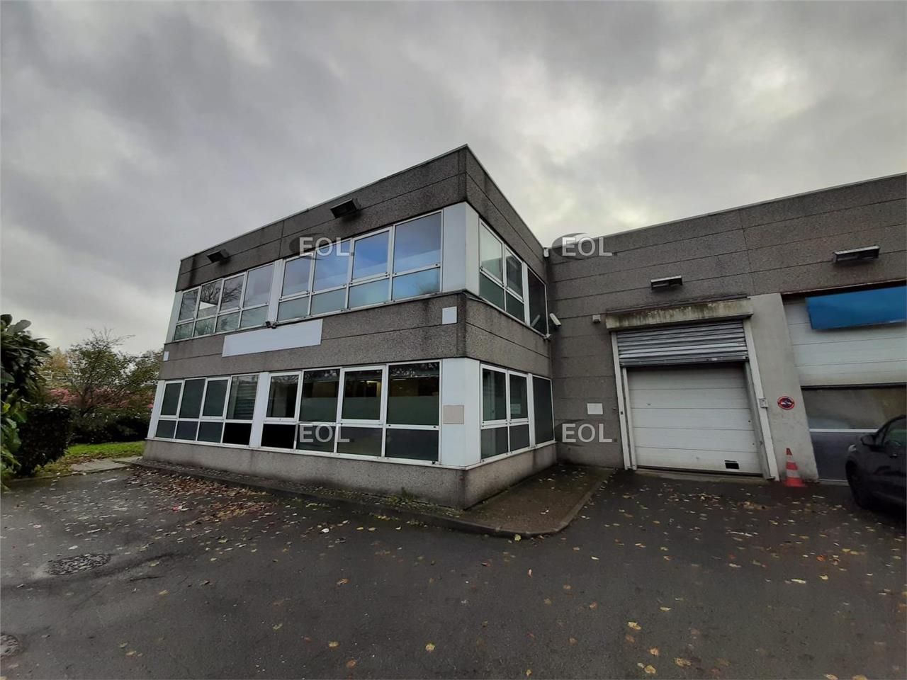Location Local d'activités 852 m² non divisibles