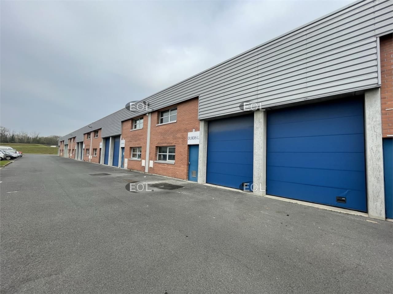 Location Local d'activités 195 m² non divisibles