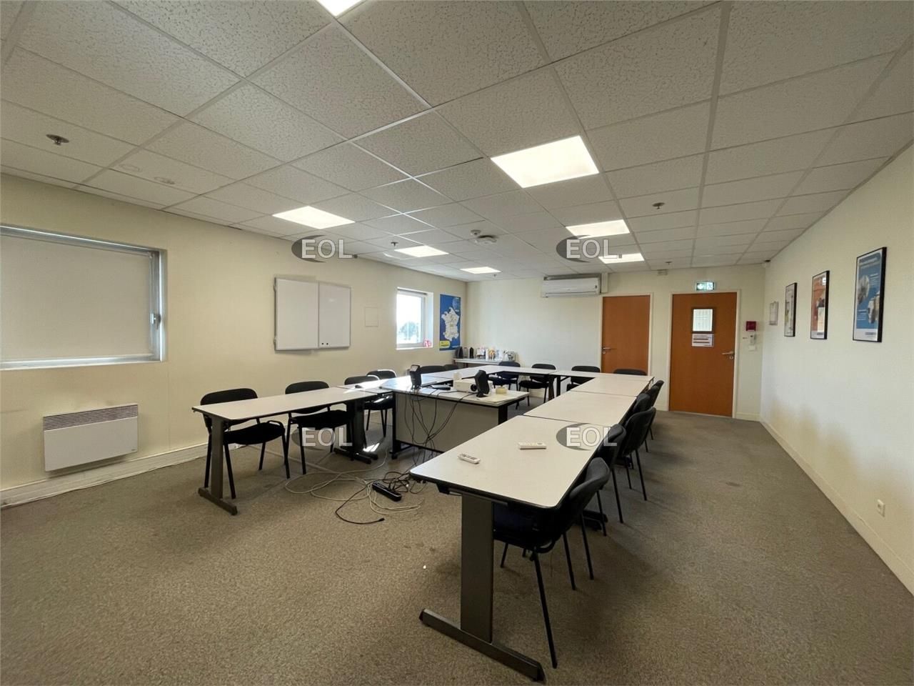 Location Bureaux 327 m² non divisibles