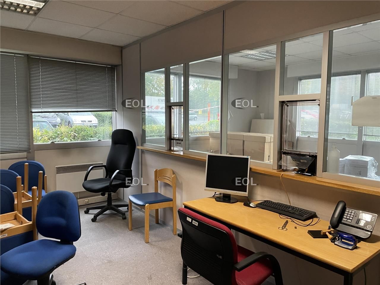 A LOUER : Locaux d'activités