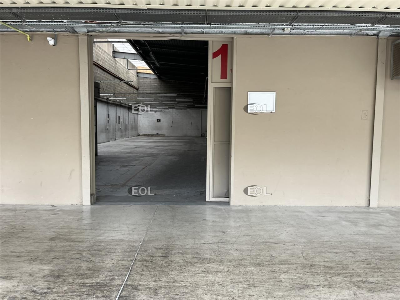 A LOUER : Local d'activités de 279 m²