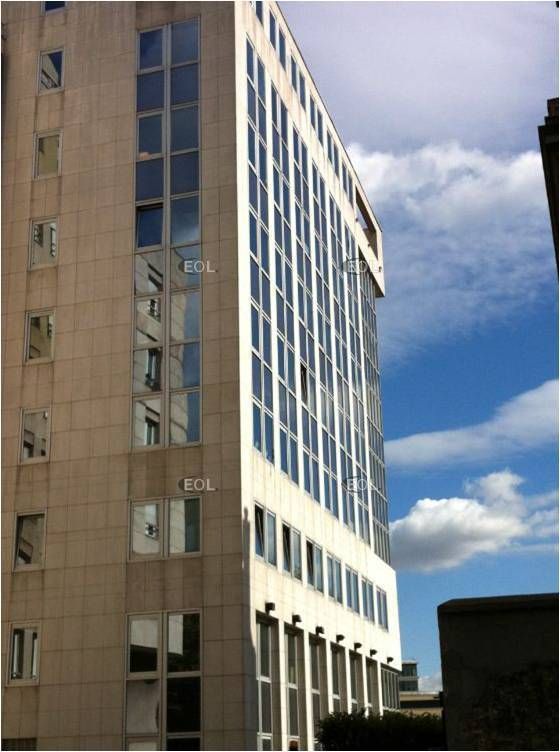 Location Bureaux 298 m² non divisibles