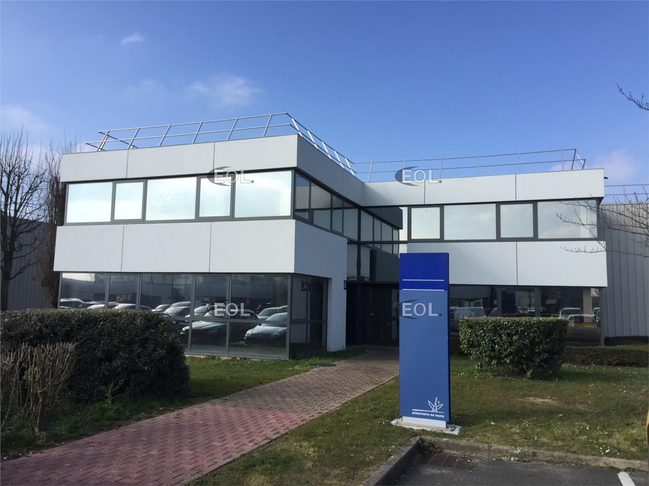 Location Entrepôt 345 m² non divisibles