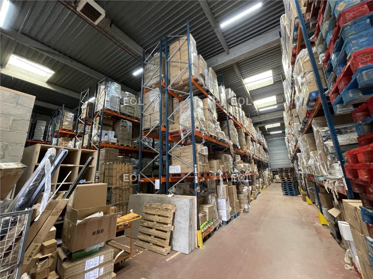 A LOUER : Locaux d'activités