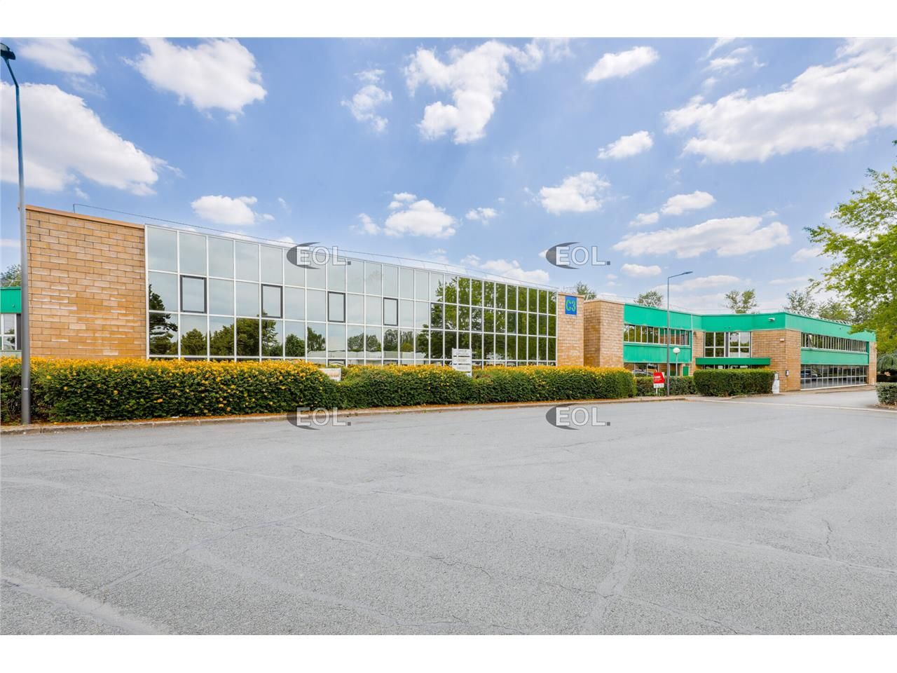 Location Local d'activités 1587 m² divisibles à partir de 606 m²