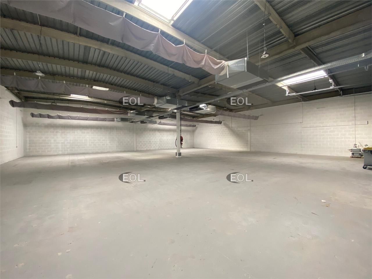 Locaux d'activité à louer proche RER MASSY (91)