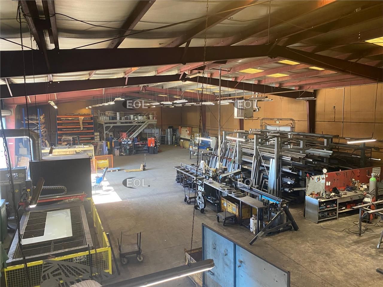 Location Entrepôt 965 m² non divisibles